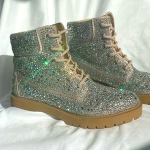 Betsey Johnson Hudson Rhinestone boots 8 like new